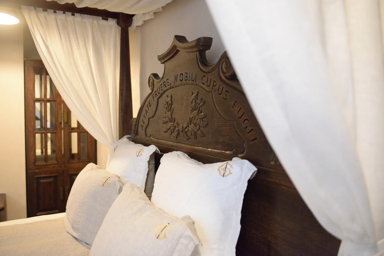 Folvark Gvozd Hotell Kamjanjuki Exteriör bild
